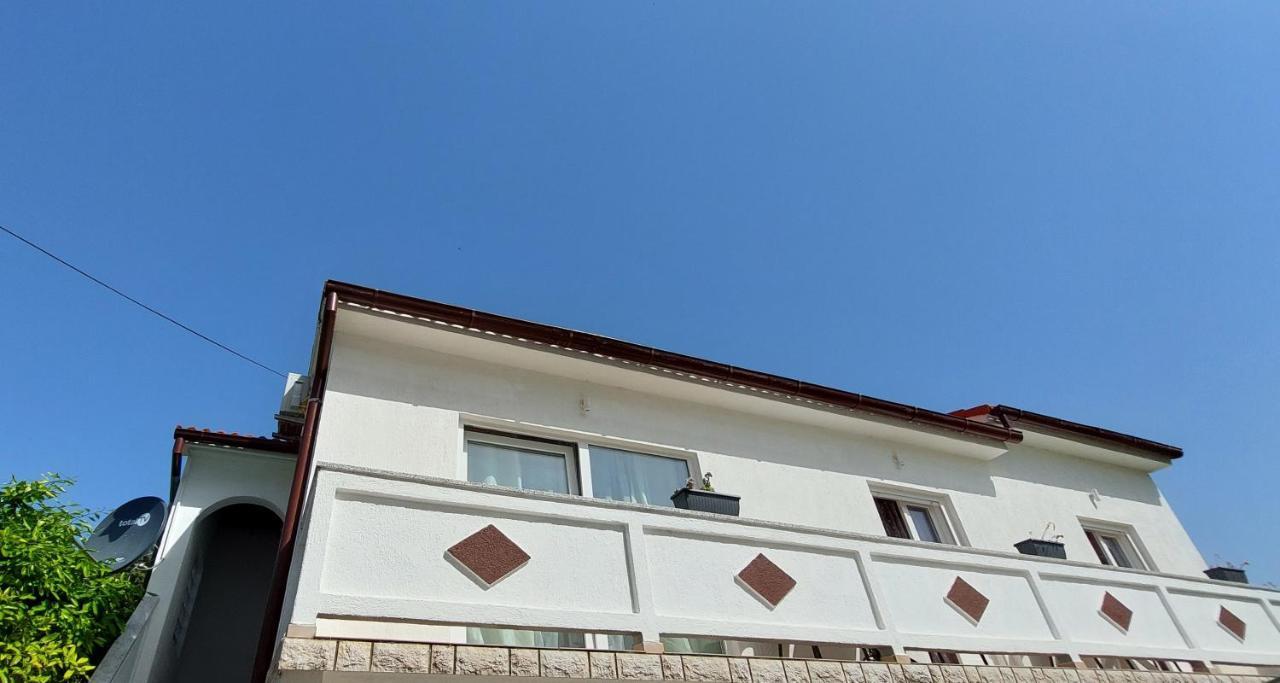 Apartman Sanja Kampor Buitenkant foto