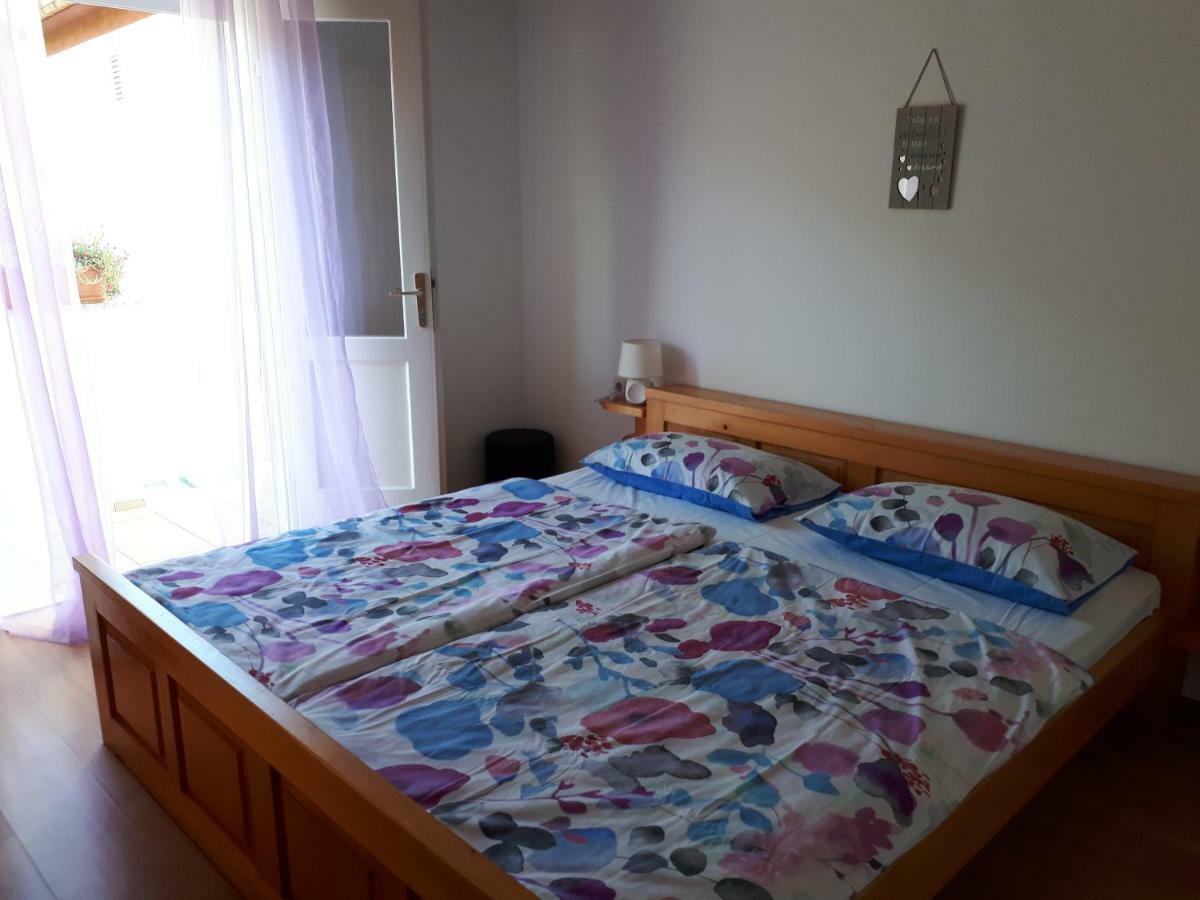 Apartman Sanja Kampor Buitenkant foto